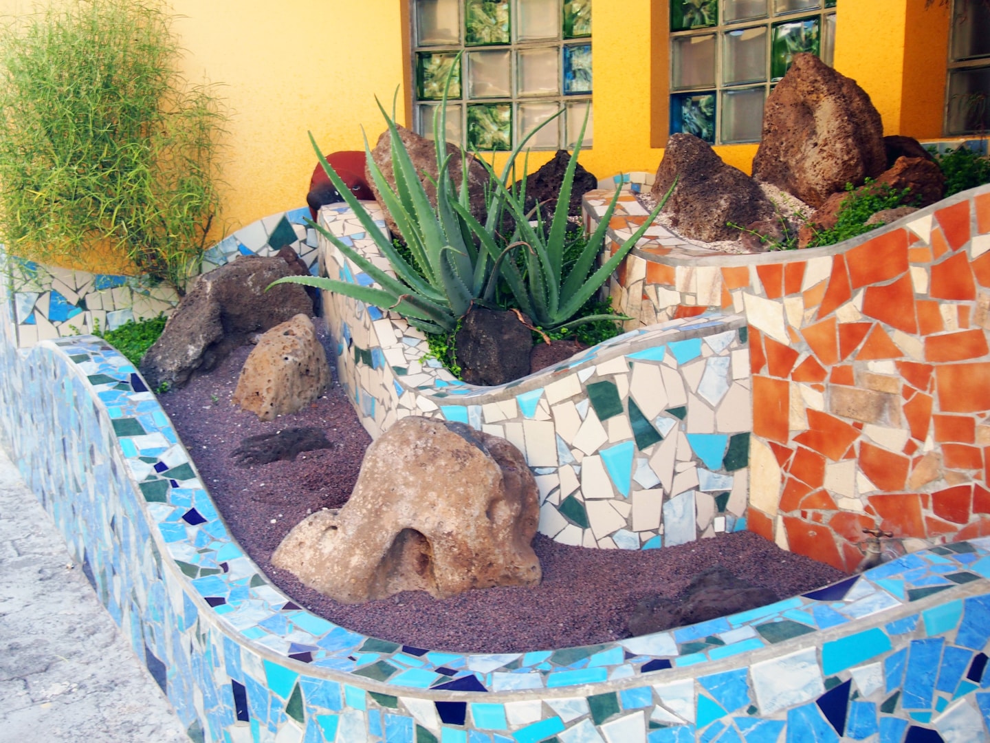 Katarma ceramic sculpture